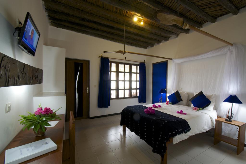 Hotel Kadiandoumagne Ziguinchor Exterior photo